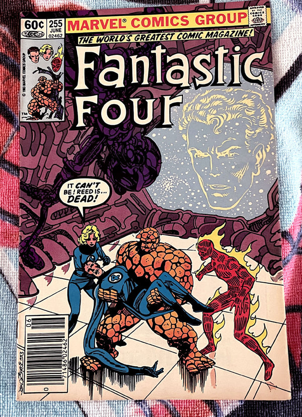 La Famille des Quatre Fantastiques-Les Quatre Fantastiques #255 F- VF