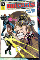 DC Universe-The Outcasts