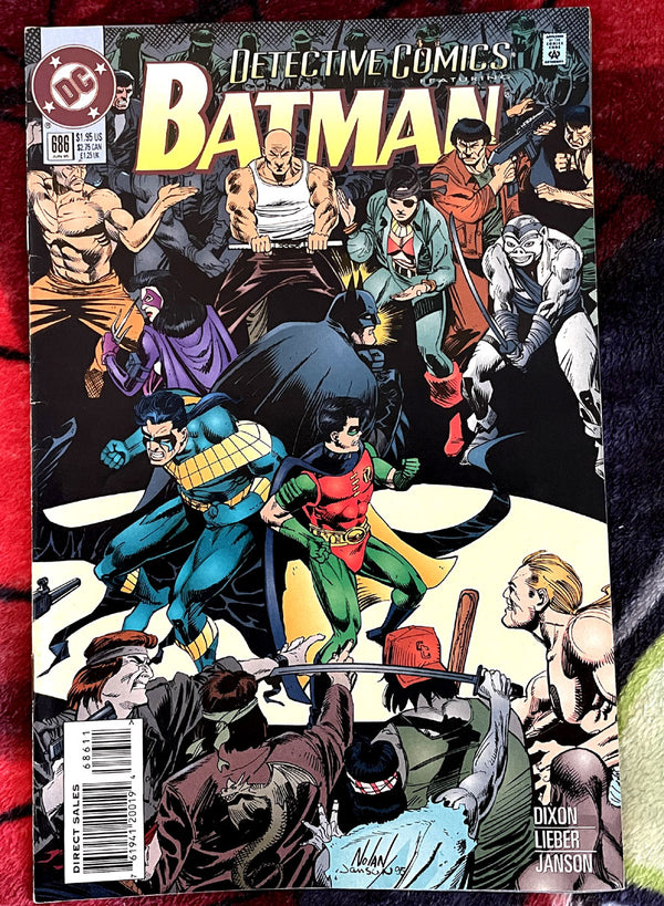 DC Universe - Detective Comics avec Batman #686 F-VF