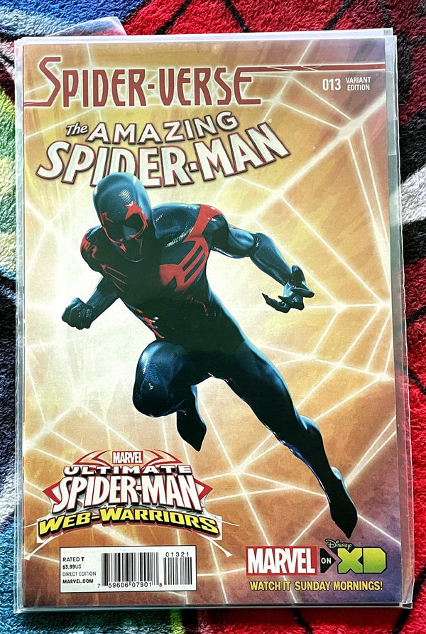 The Amazing Spider-Man #013 & #014 Spider-Verse variants NM