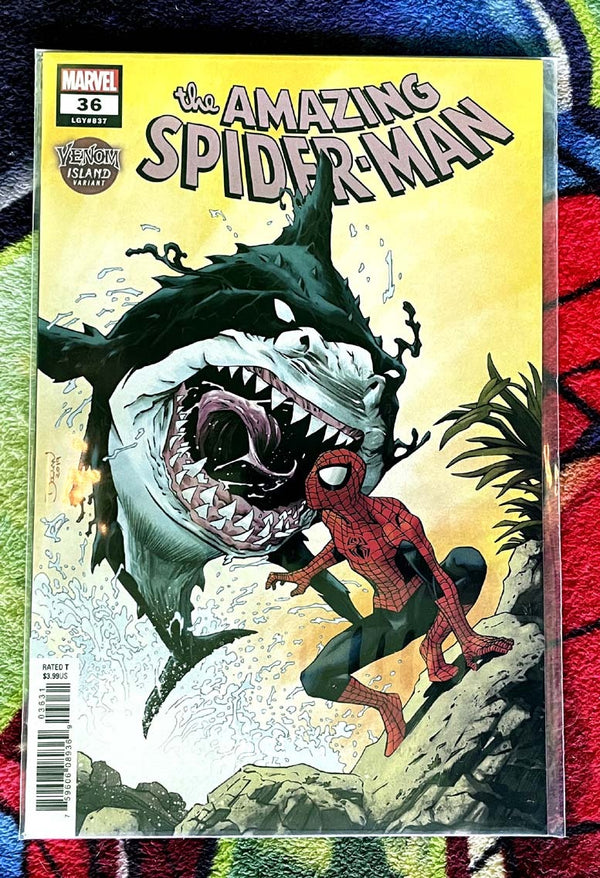 The Amazing Spiderman #36  variant  NM